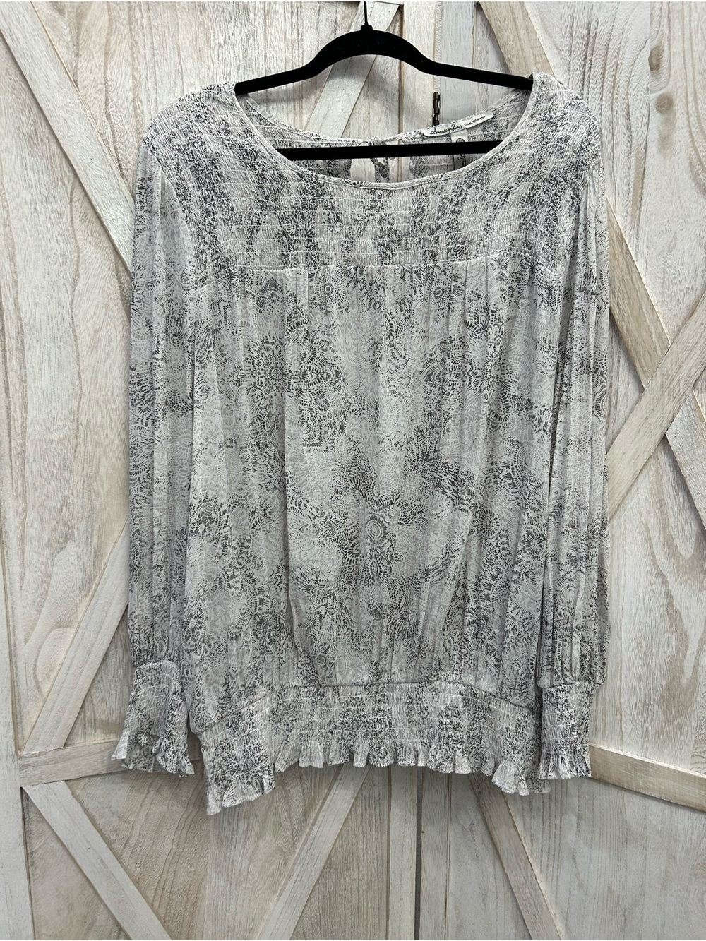 American Rag Light Gray Paisley Print Long Sleeve Tunic
